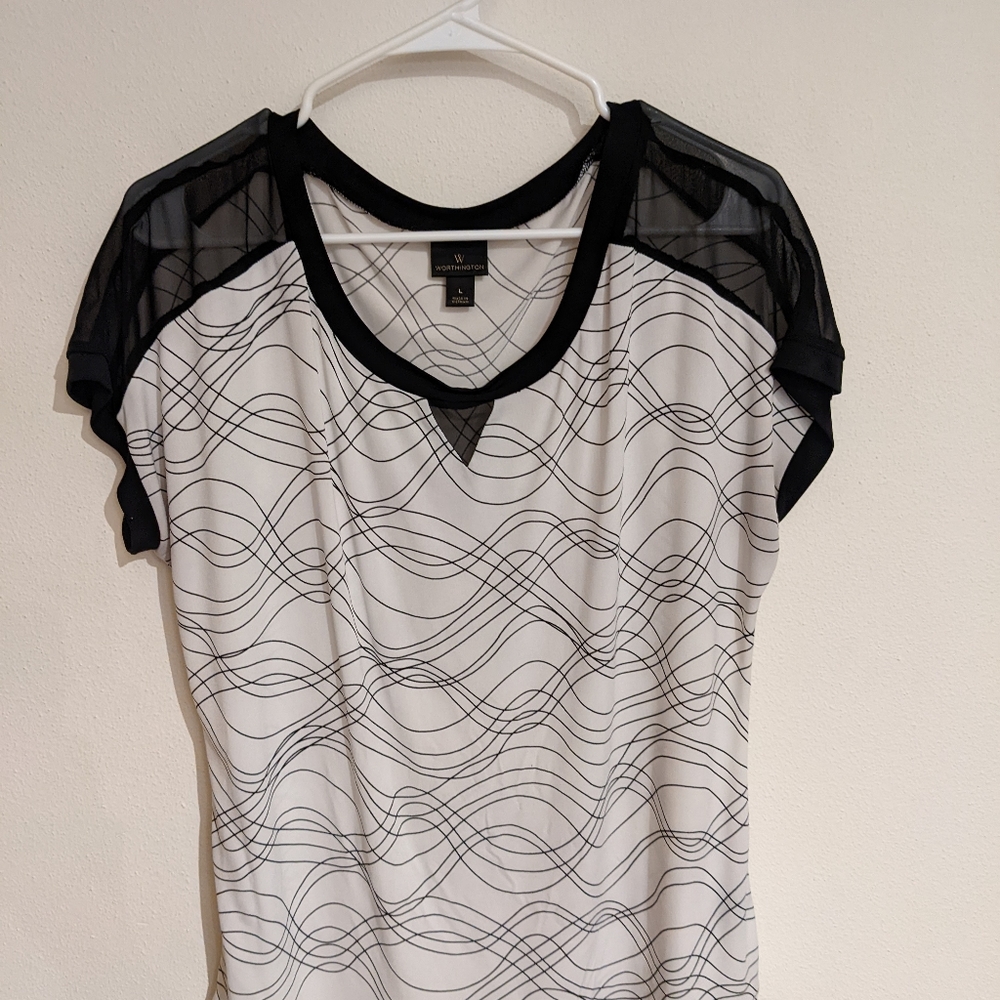 Worthington Blouse in White with Black, Large